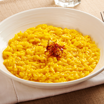 Risotto su smidrais ir šafranu