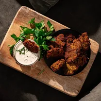 India pakora pudina raita'ga