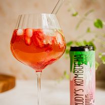Braškių ir kombučios limonadas