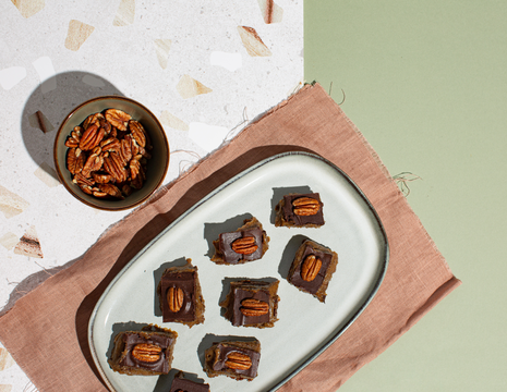 RAW karamelės batonėliai