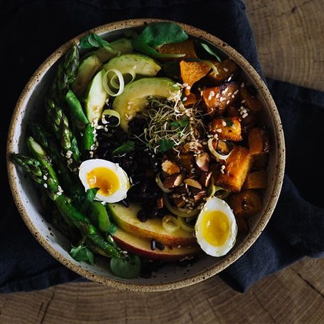 <i>Poke Bowls</i> из бурого риса