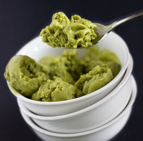 Veganiški ledai su žaliąja arbata