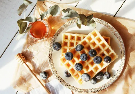 Speltų miltų vafliai
