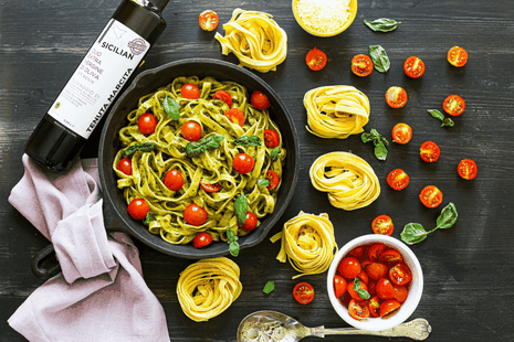 Tagliatelle makaronai su pesto padažu