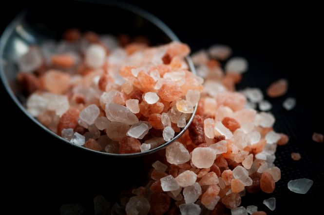 Jūras sāls, Himalaju sāls vai vārāmais sāls - kādas ir galvenās atšķirības?